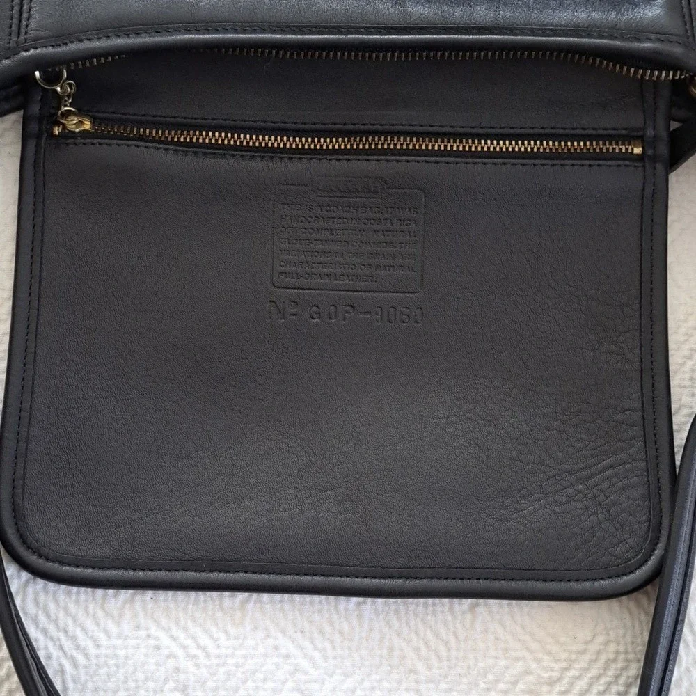 Coach‎ Womens Vintage 2000's Legacy Slim Duffle Sac Black Leather Tote 9060 Bag